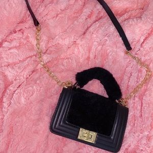 👜💞Pretty Black Purse